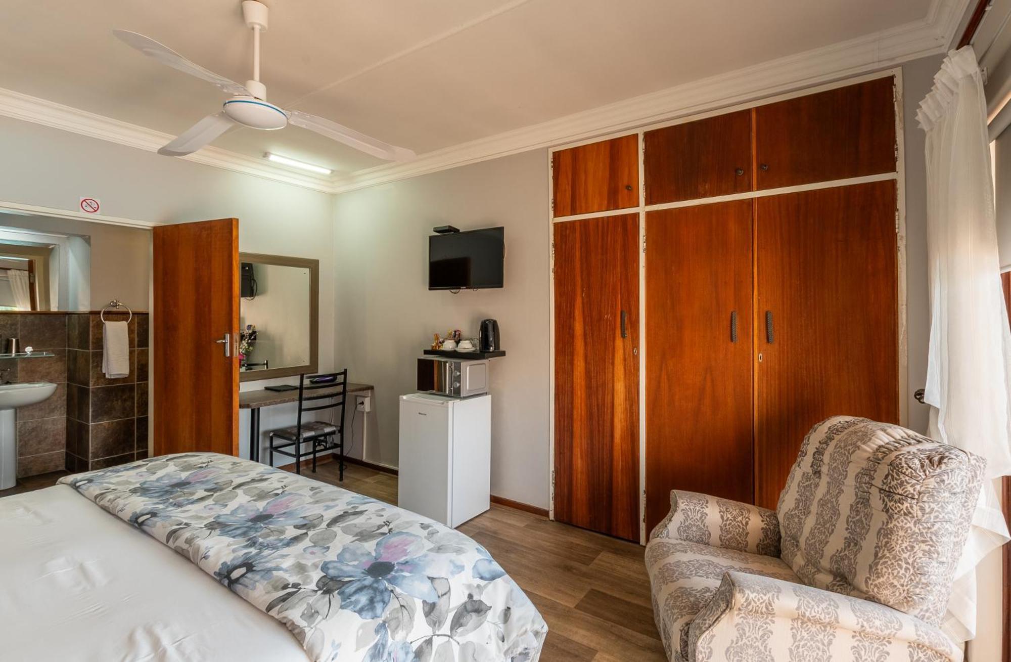 Diamond Rose Guest House มิดเดิลเบิร์ก ภายนอก รูปภาพ